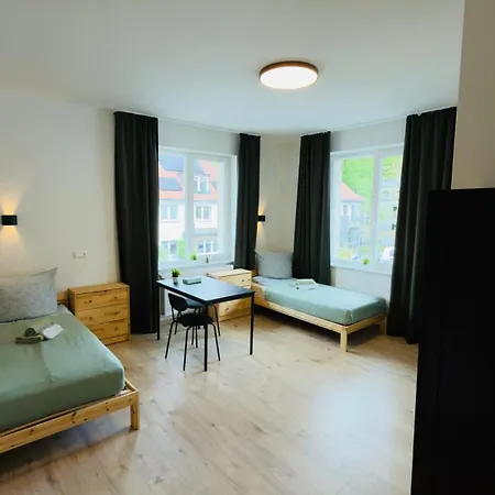 Gruenewald Hotel *